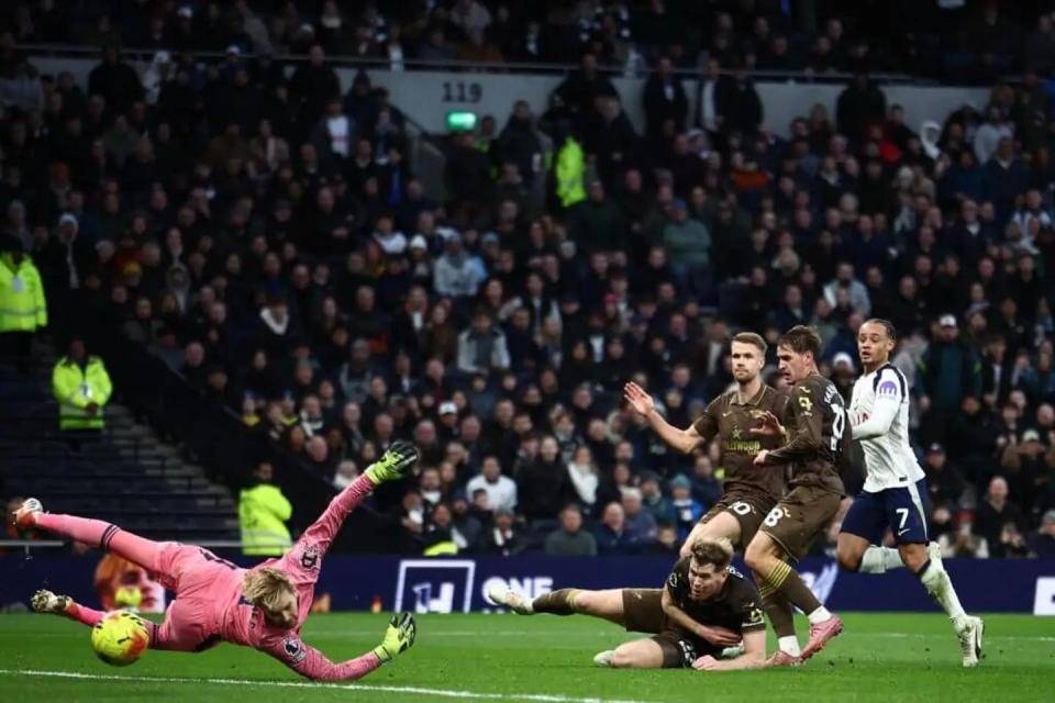 CBA常规赛最新形势：热刺高居榜首，莱比锡强势追赶，冠军归属成迷的简单介绍