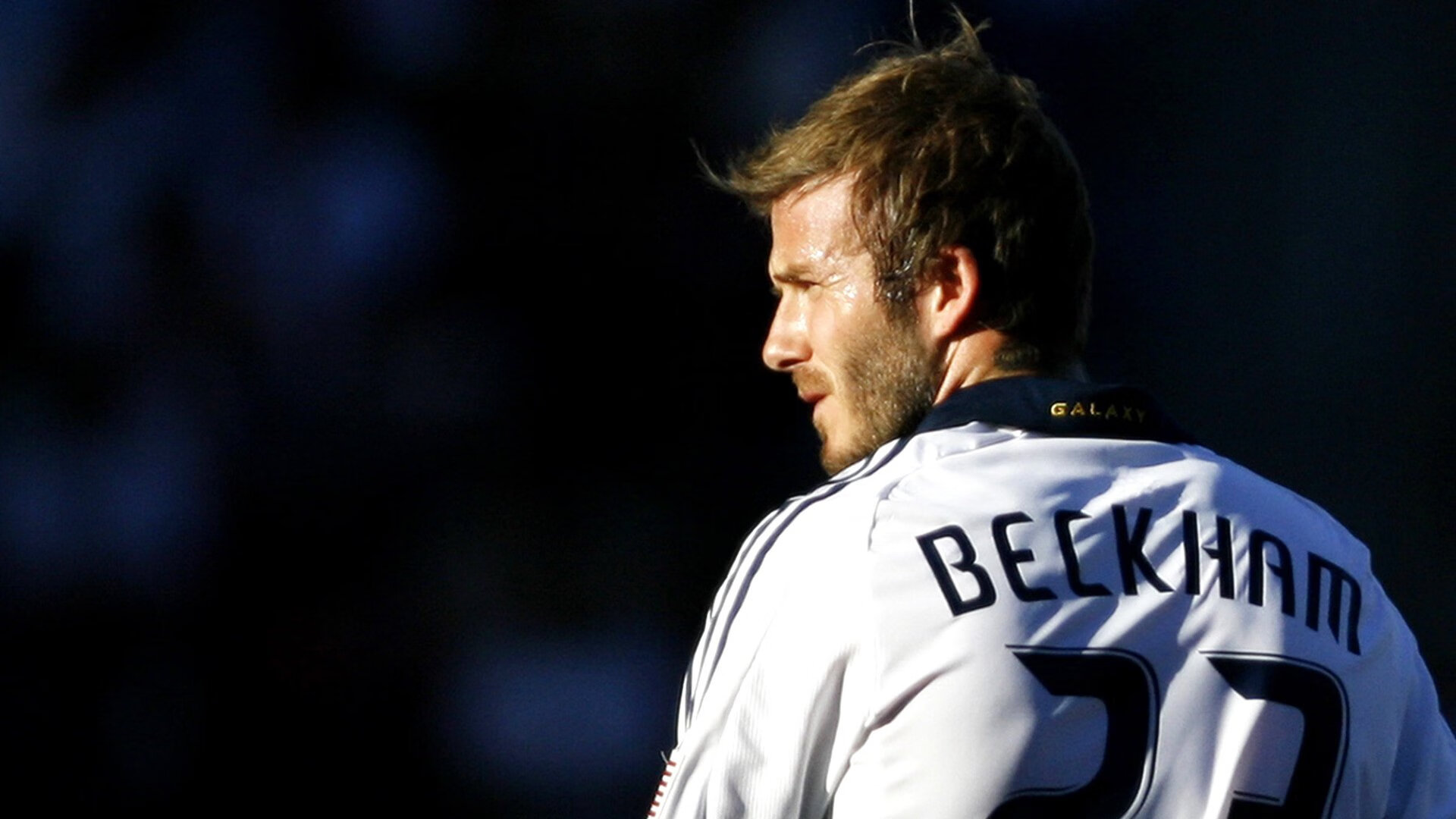 奥斯梅恩状态火爆，分区决赛季后赛对阵马德里竞技，洛杉矶湖人力争逆转的简单介绍